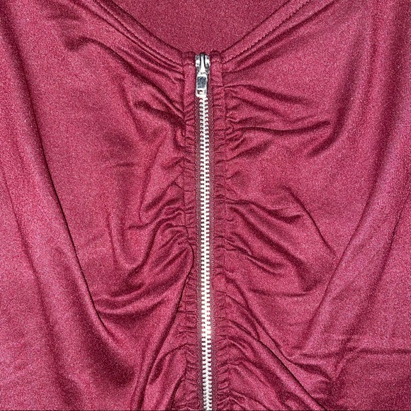 Haley & June Crop top. Size Extra Large - Picture 2 of 6